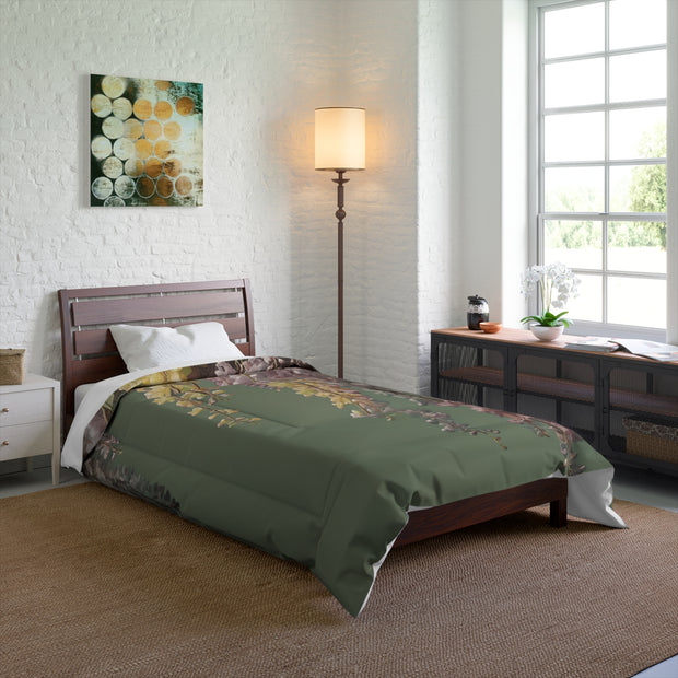 Antique Hazel Wisteria Comforter